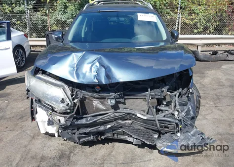 2014 Nissan Rogue Sv z USA, uszkodzony, nr VIN 5N1AT2MT1EC814008